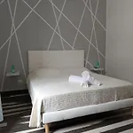 Room Rental 3*
